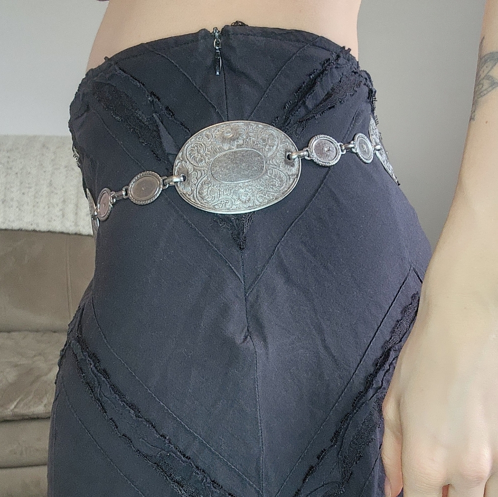 Silver Conch Western Chain Belt - Picture 5 of 5